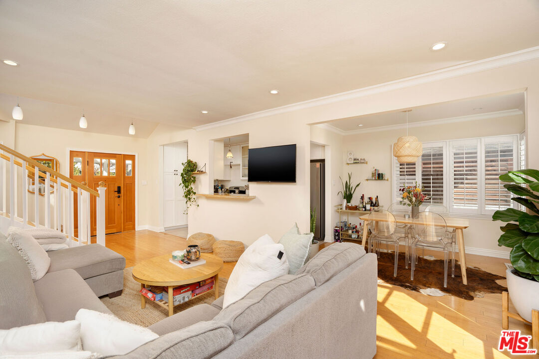 838 Commonwealth Ave