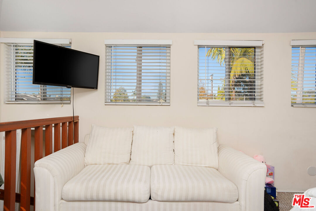 838 Commonwealth Ave