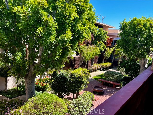 5349 Newcastle AVE Unit: 67