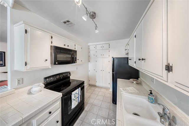 5349 Newcastle AVE Unit: 67