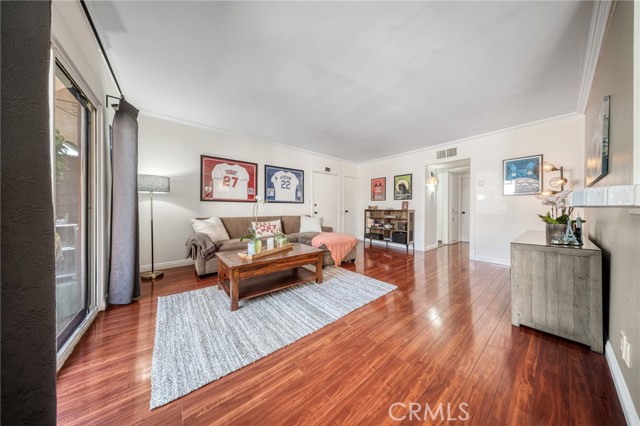 5349 Newcastle AVE Unit: 67