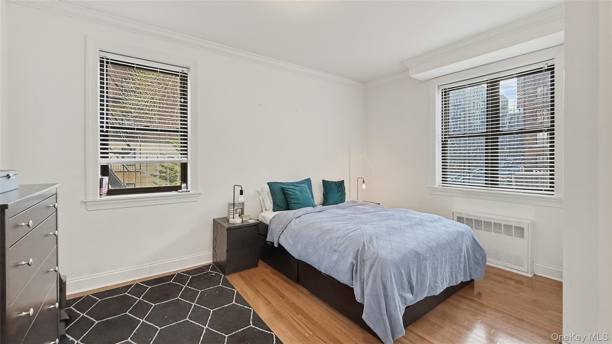 4489 Broadway Unit: 2D