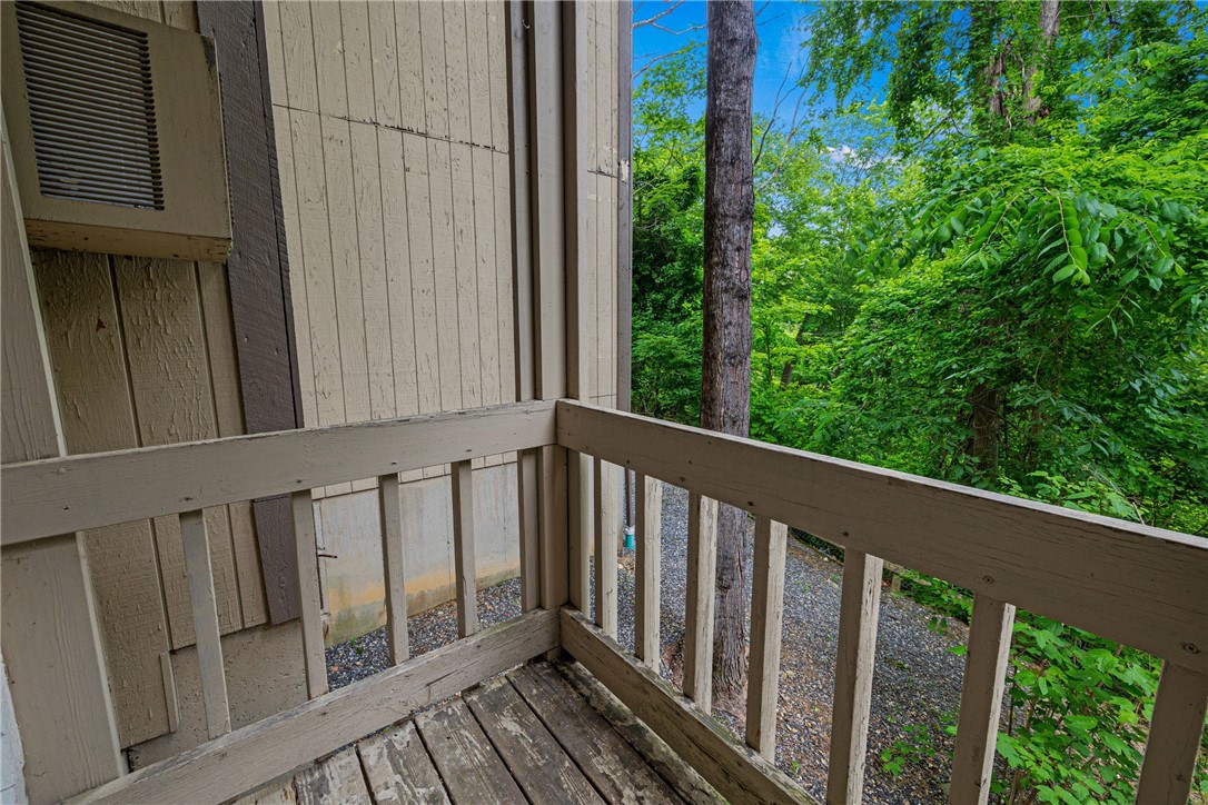 400 New River Road 502