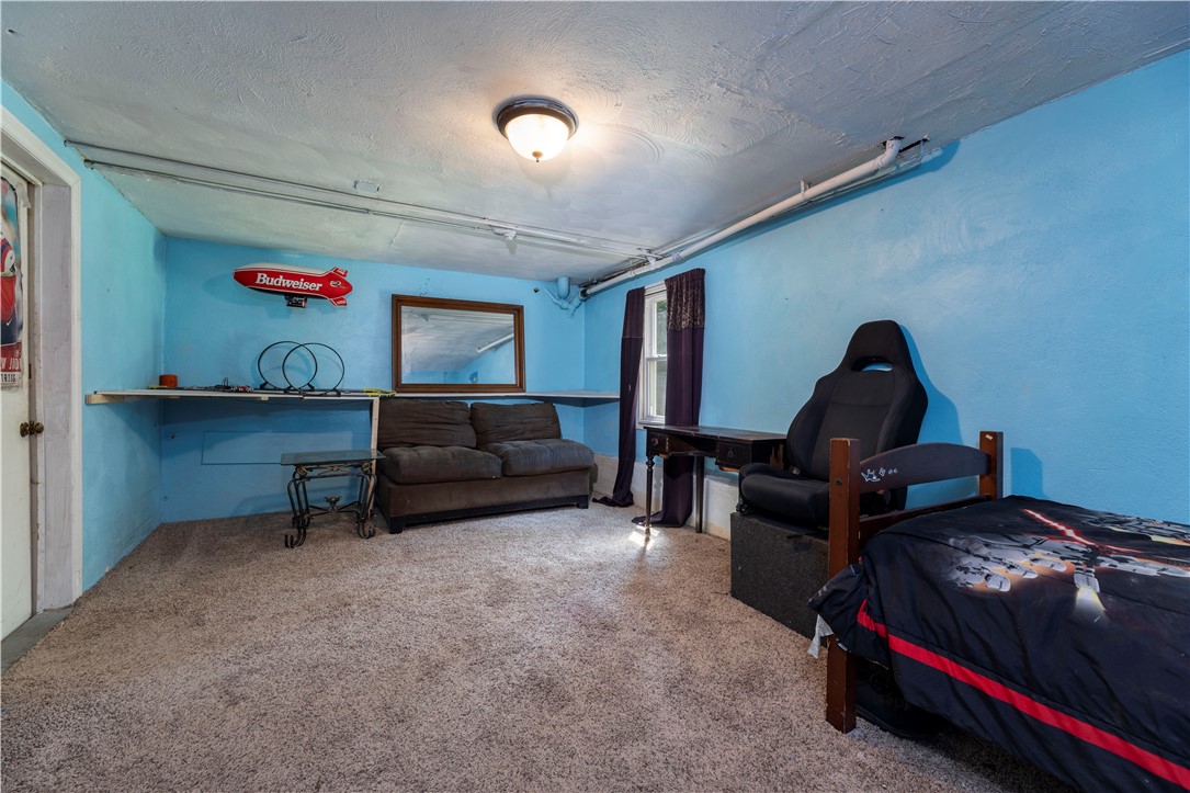 1060 Middle Road