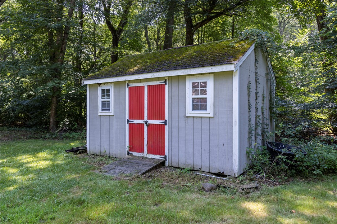 1060 Middle Road