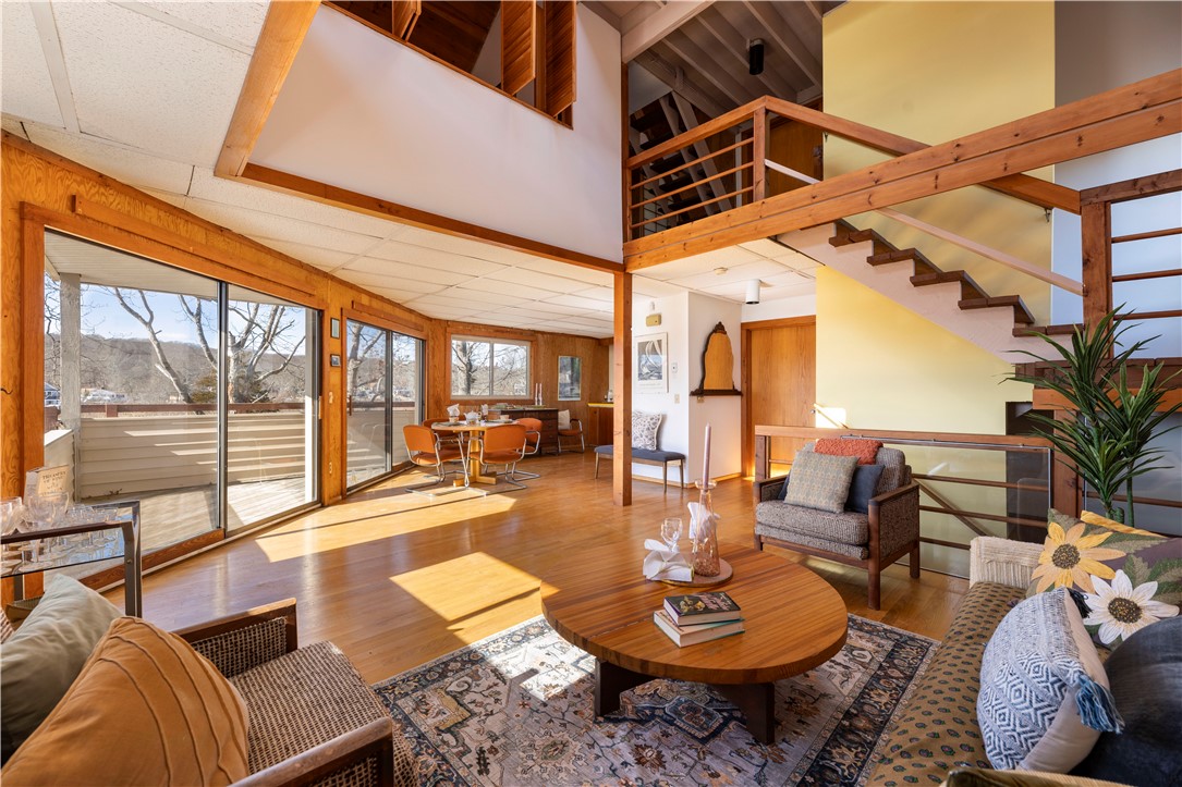 138 West Bay Drive