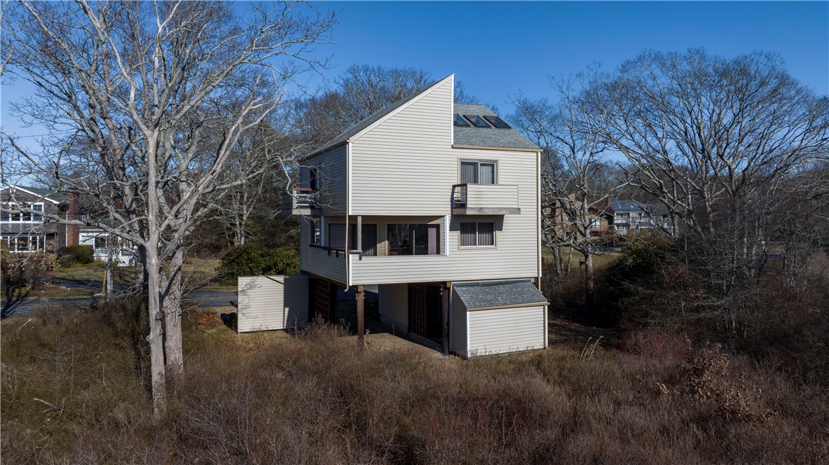 138 West Bay Drive