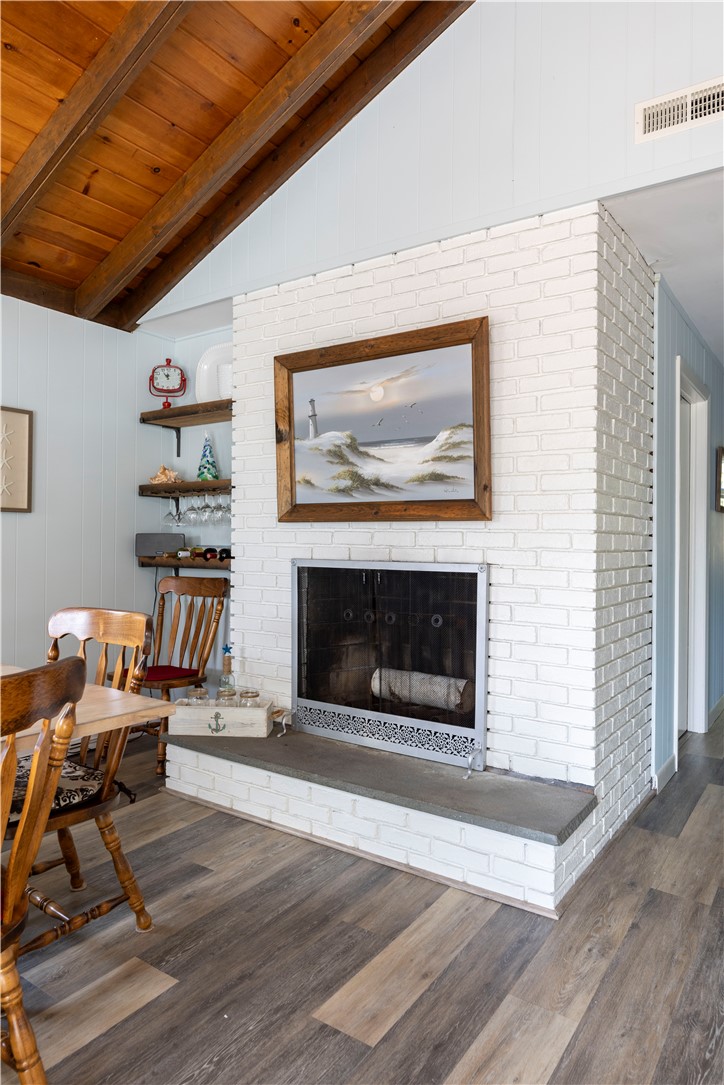 87 Montauk Avenue