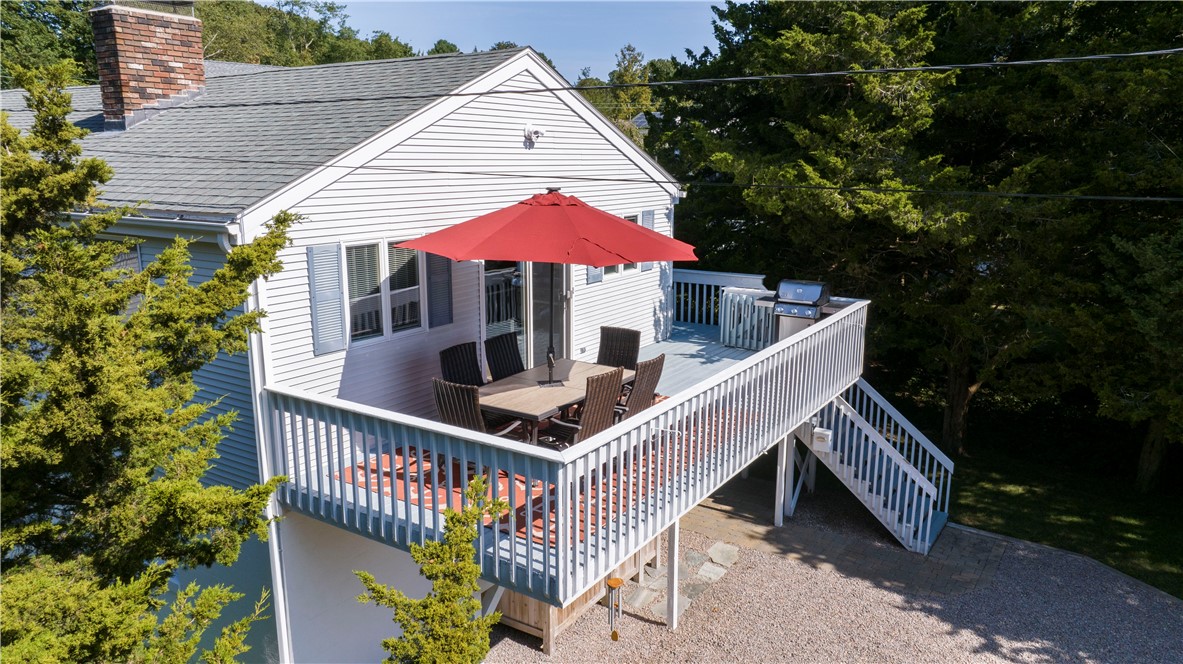 87 Montauk Avenue