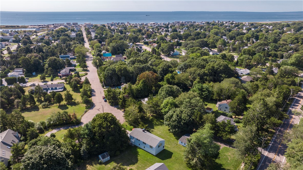 87 Montauk Avenue