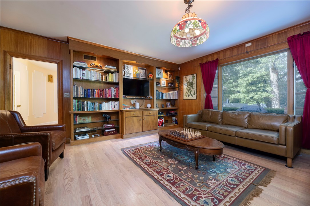 112 Tupelo Hill Drive