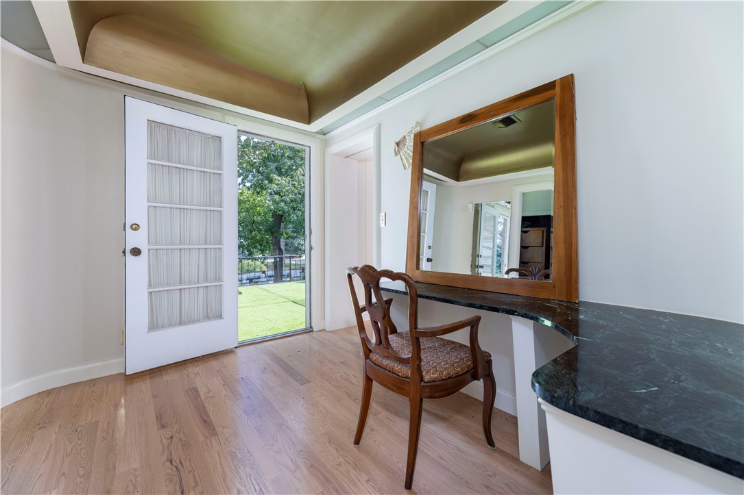 112 Tupelo Hill Drive