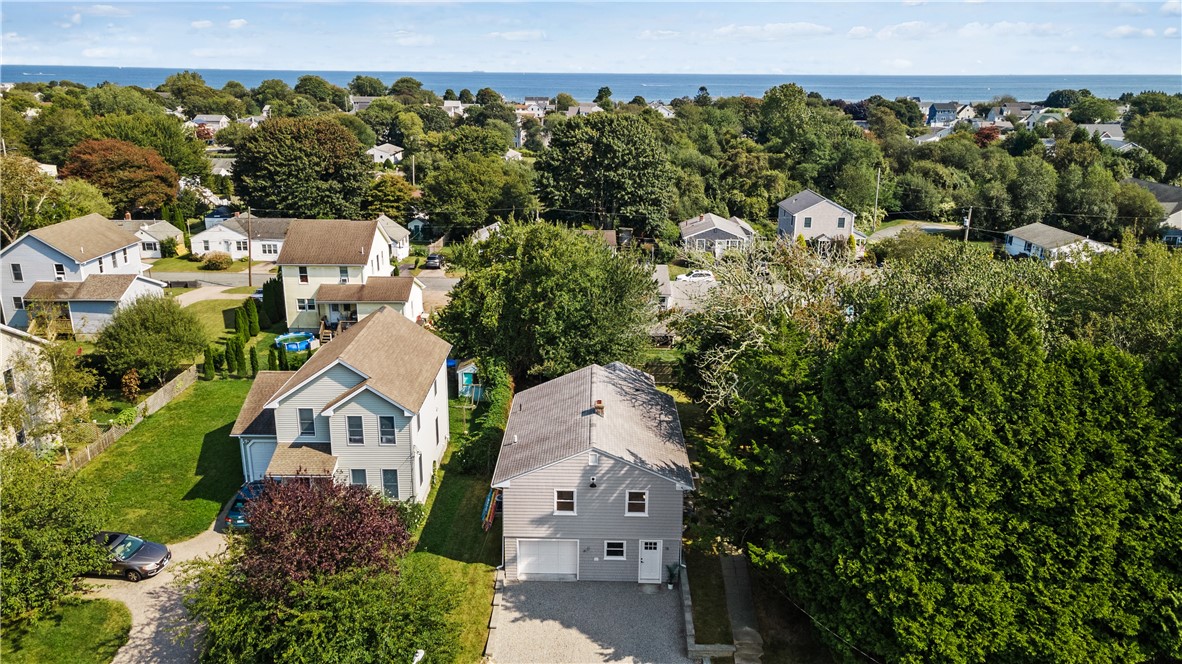 16 Coffey Ave