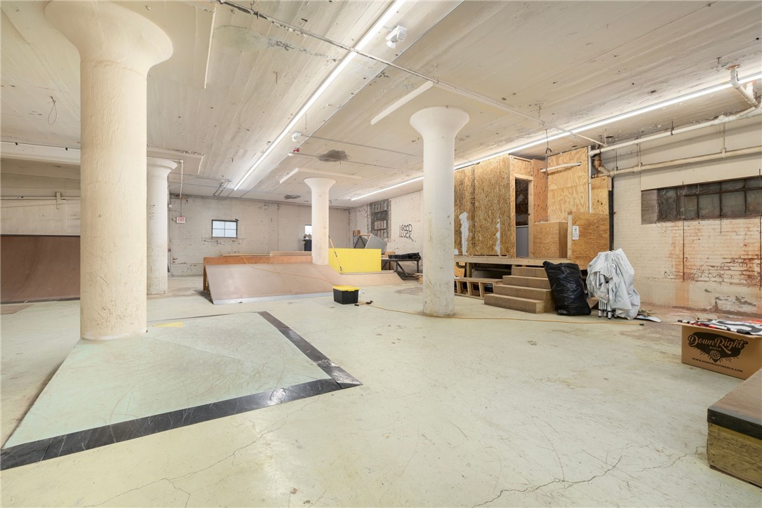 92 Pleasant Street