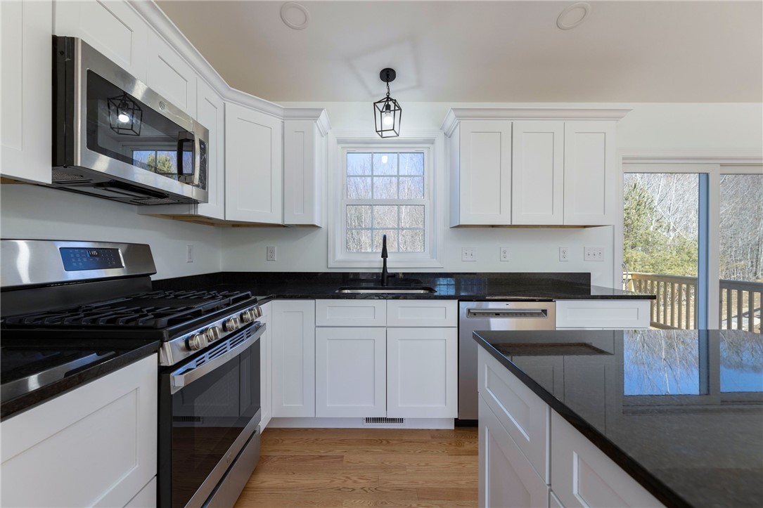 24 Sterling Ridge Lane