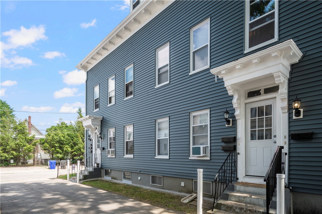 10 Evaleen Street