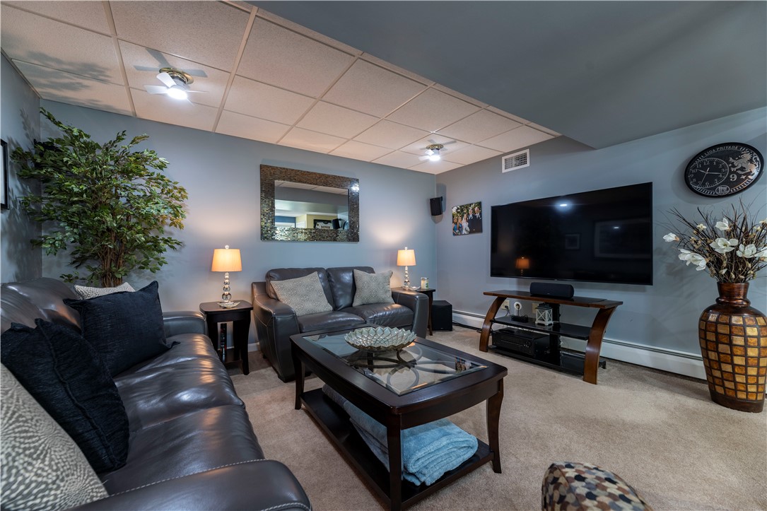31 Wickaboxet Drive