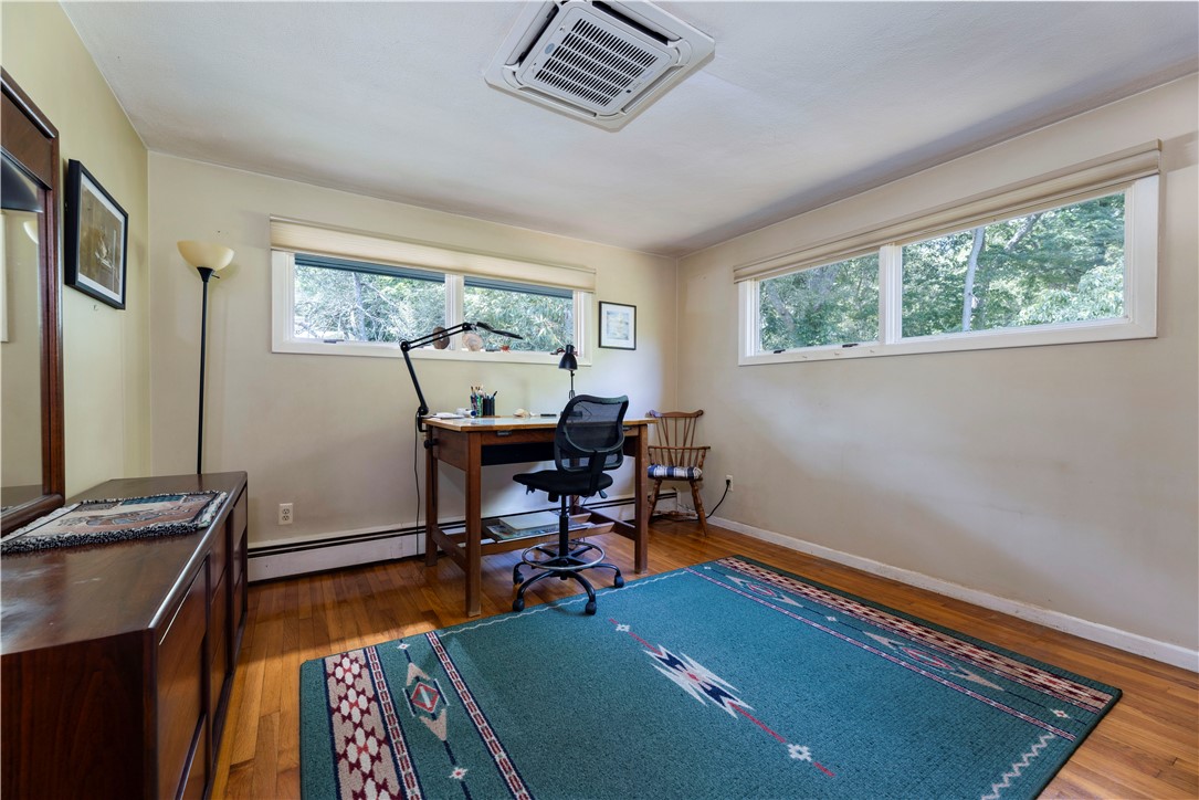 11 Guzeika Road