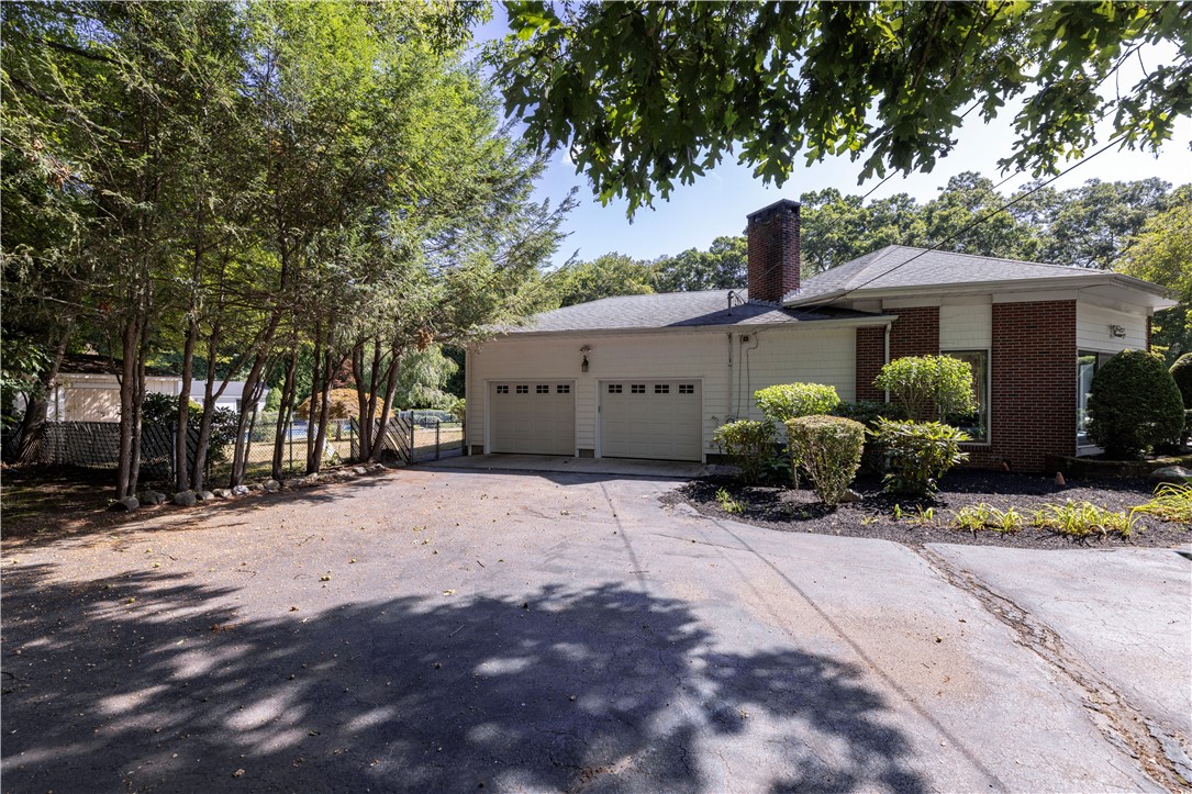 105 Gilbert Stuart Drive
