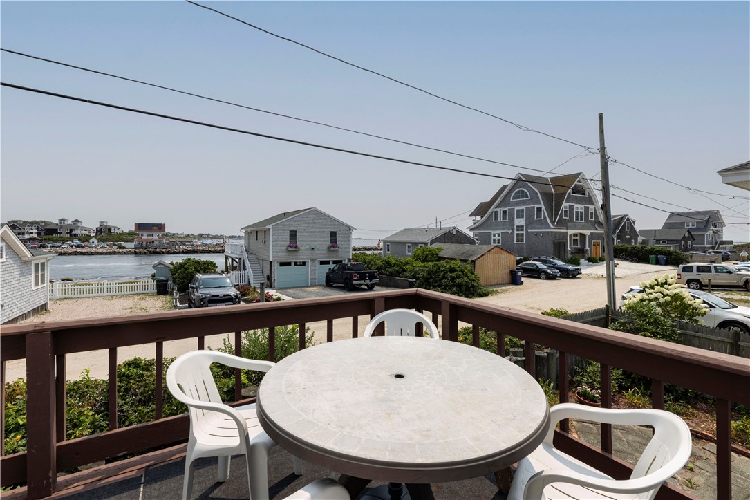 18 Beach Row