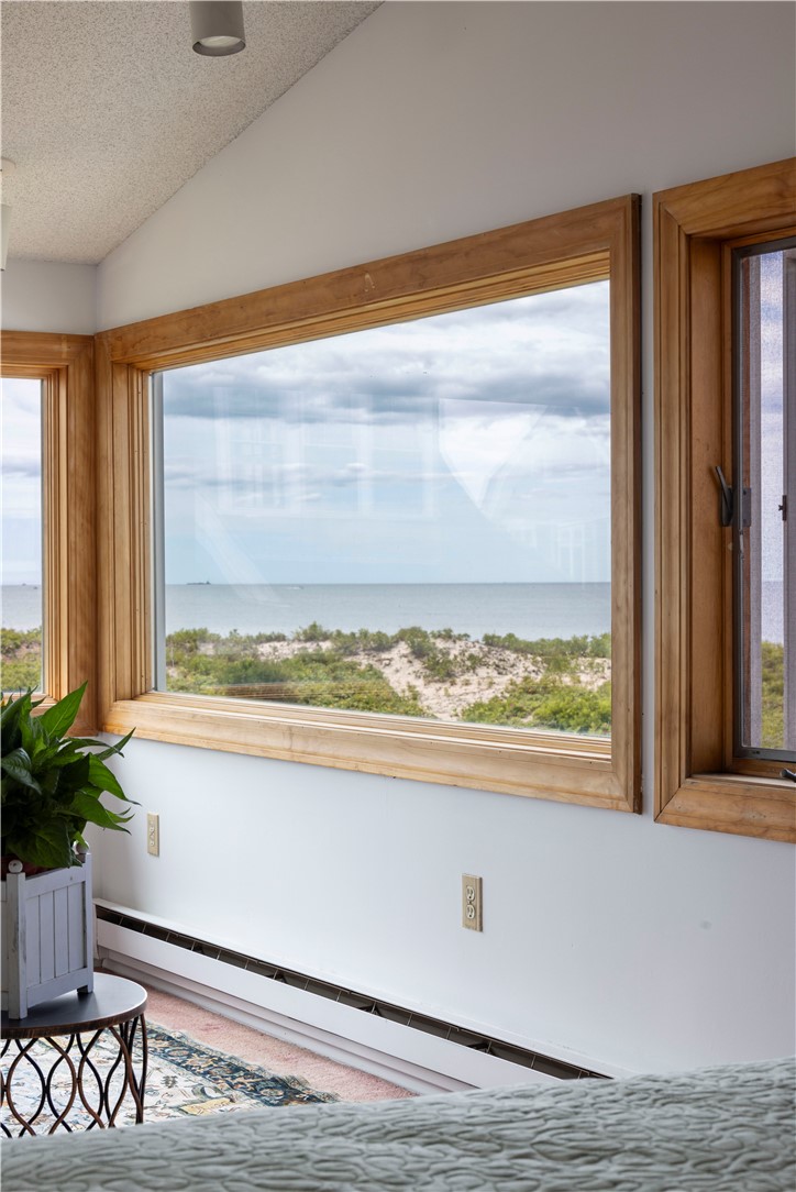 18 Beach Row