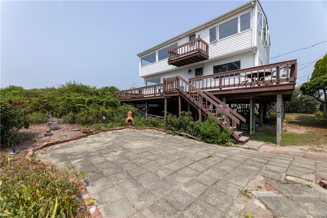 18 Beach Row