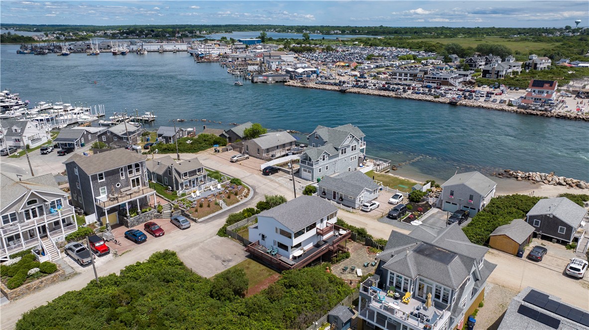 18 Beach Row