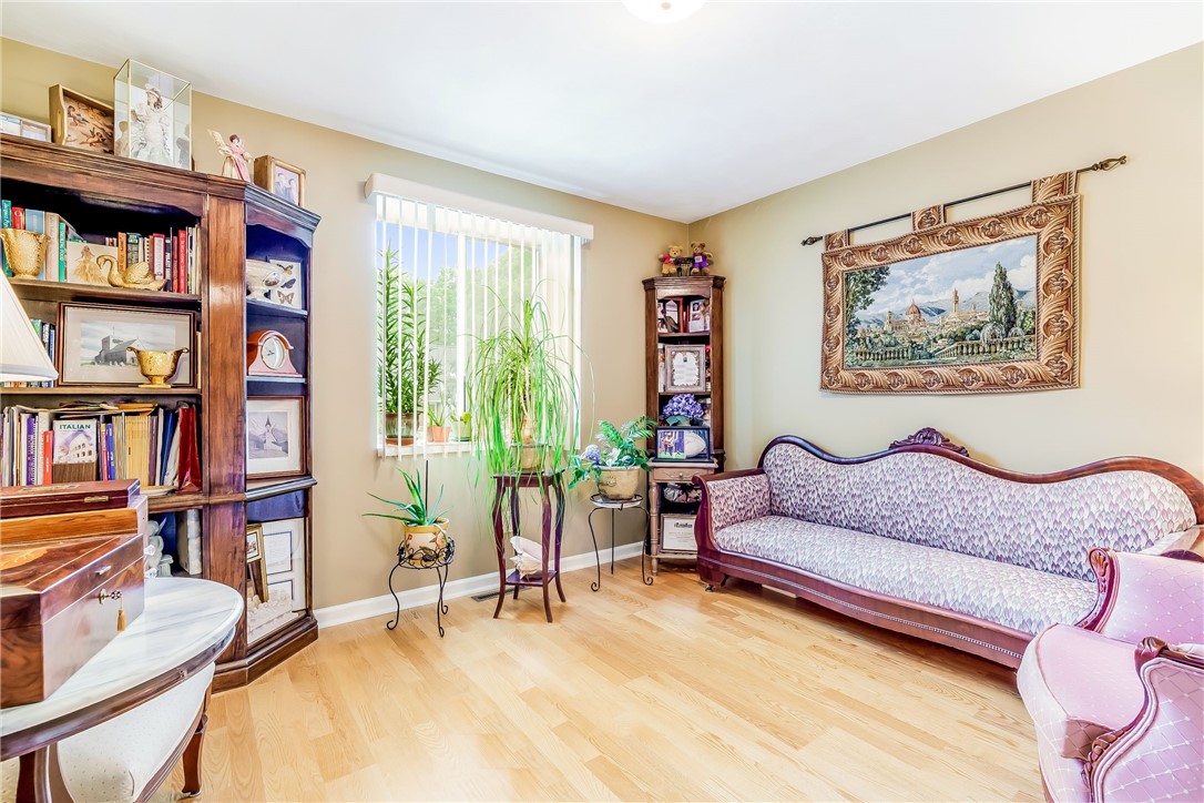 125 Smith Avenue 4C