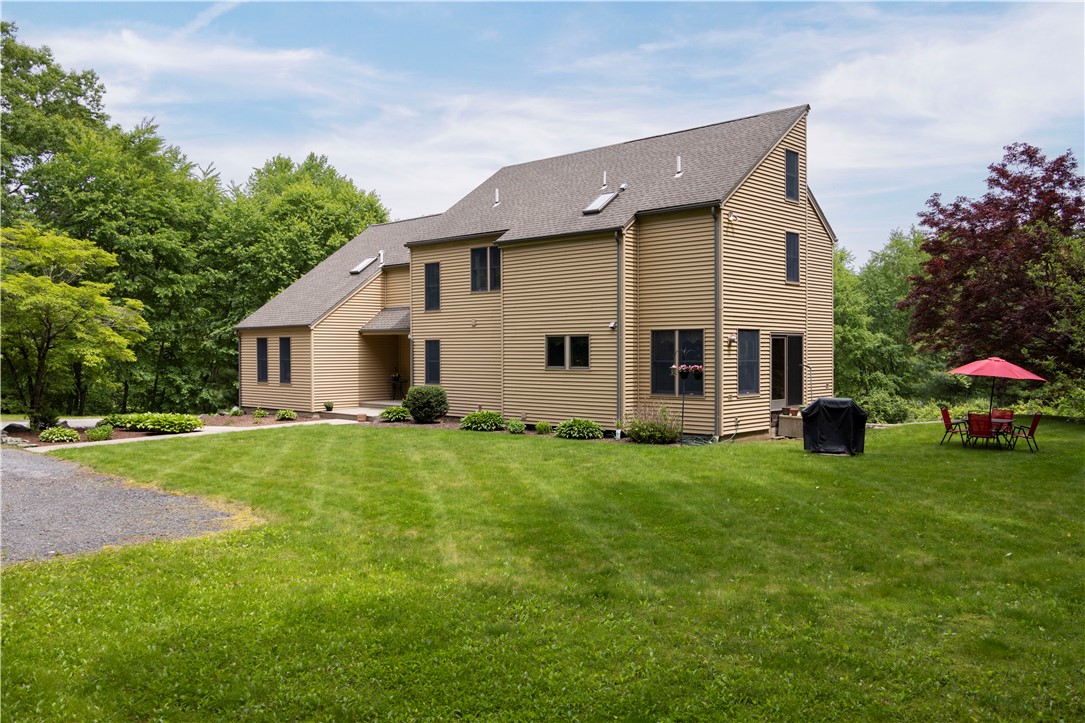 71 Phillips Lane