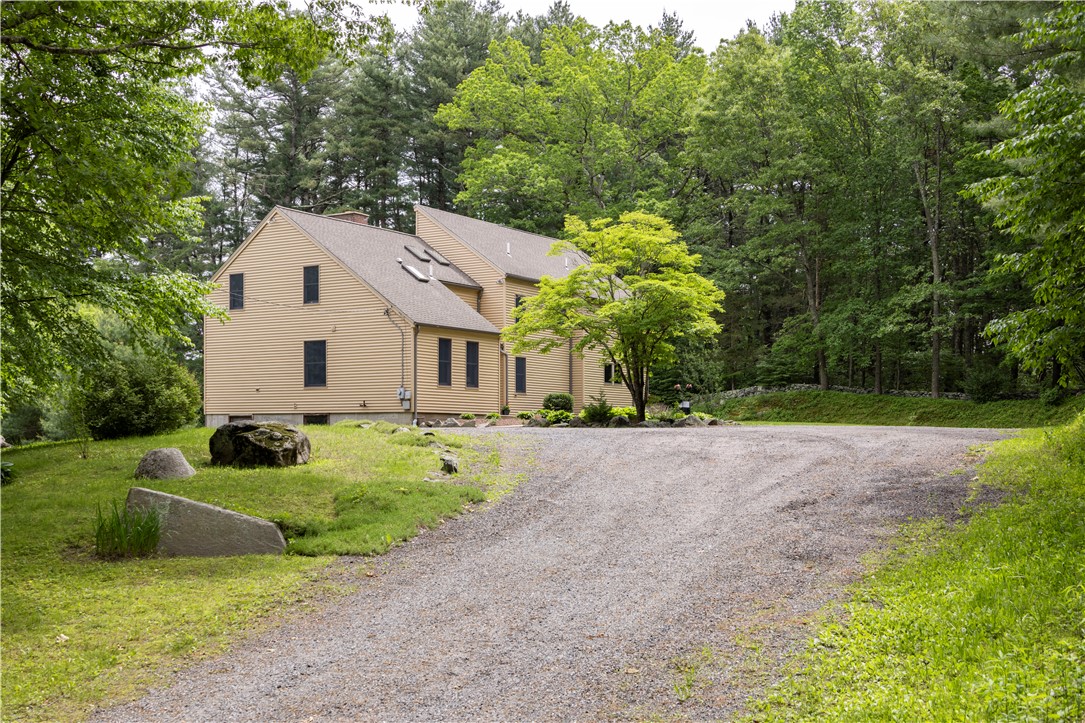 71 Phillips Lane