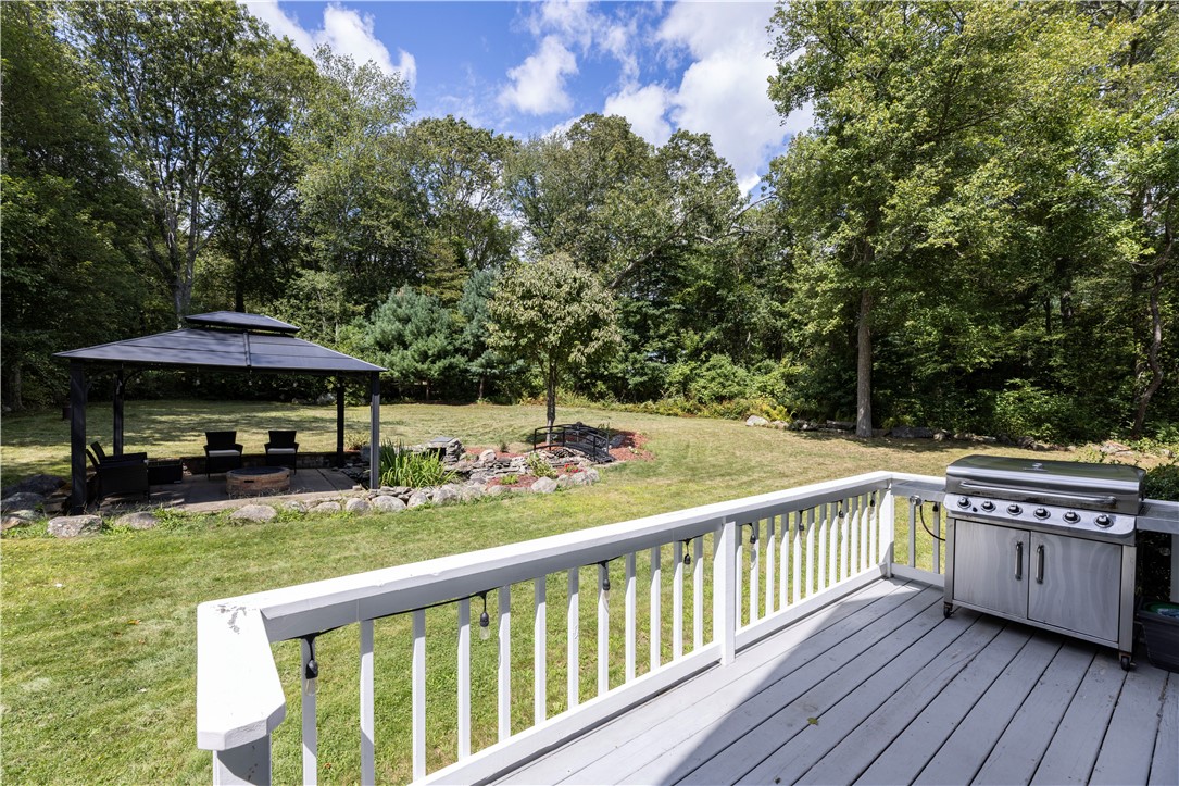 1081 Mooresfield Road