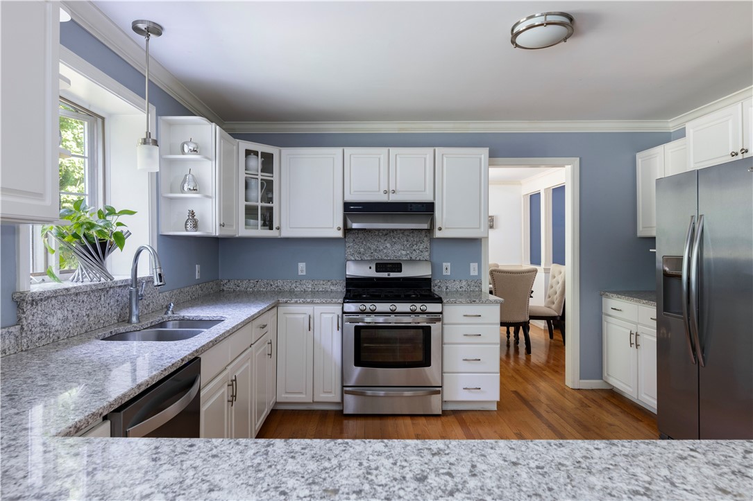 1081 Mooresfield Road