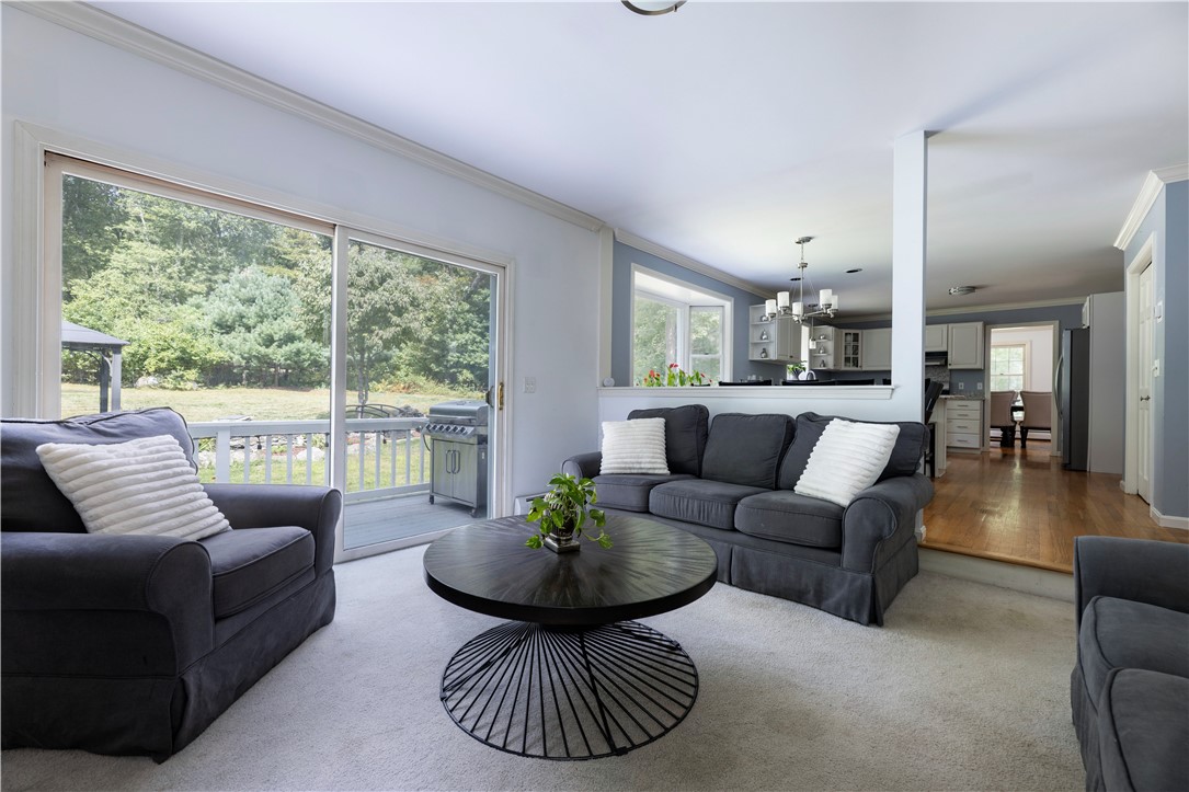 1081 Mooresfield Road