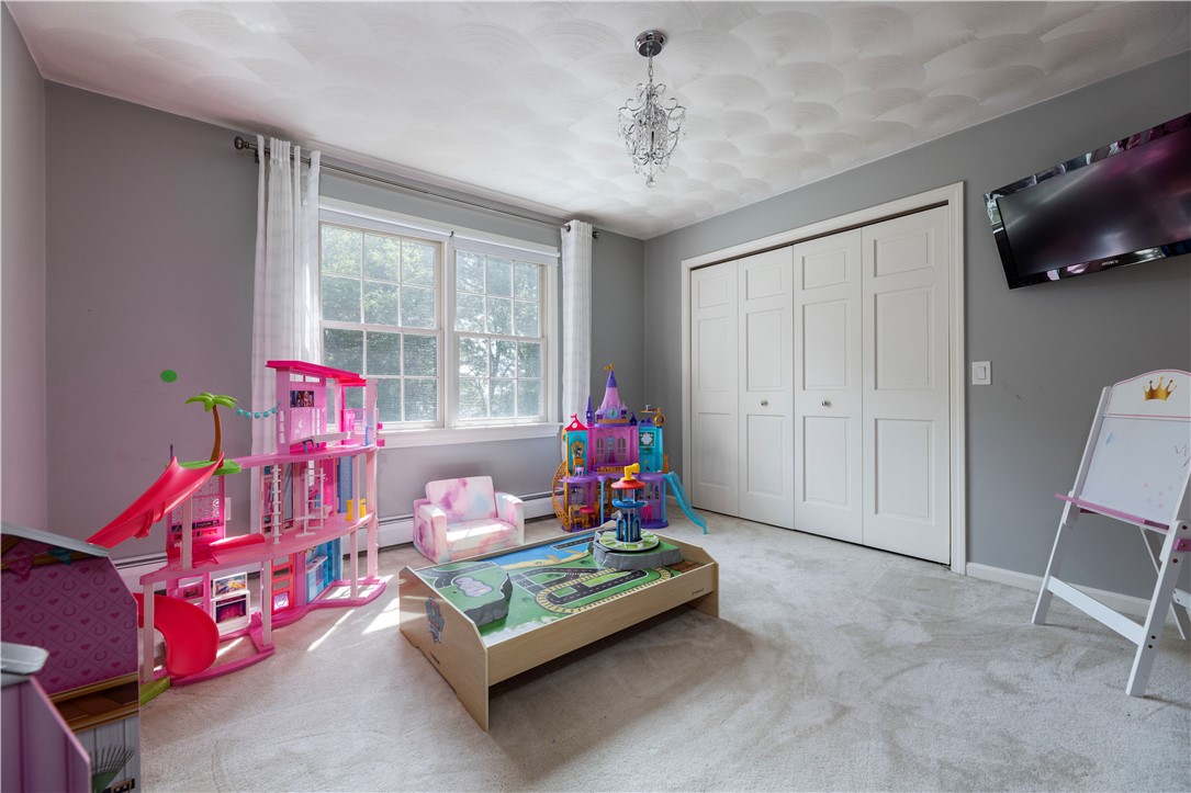1081 Mooresfield Road