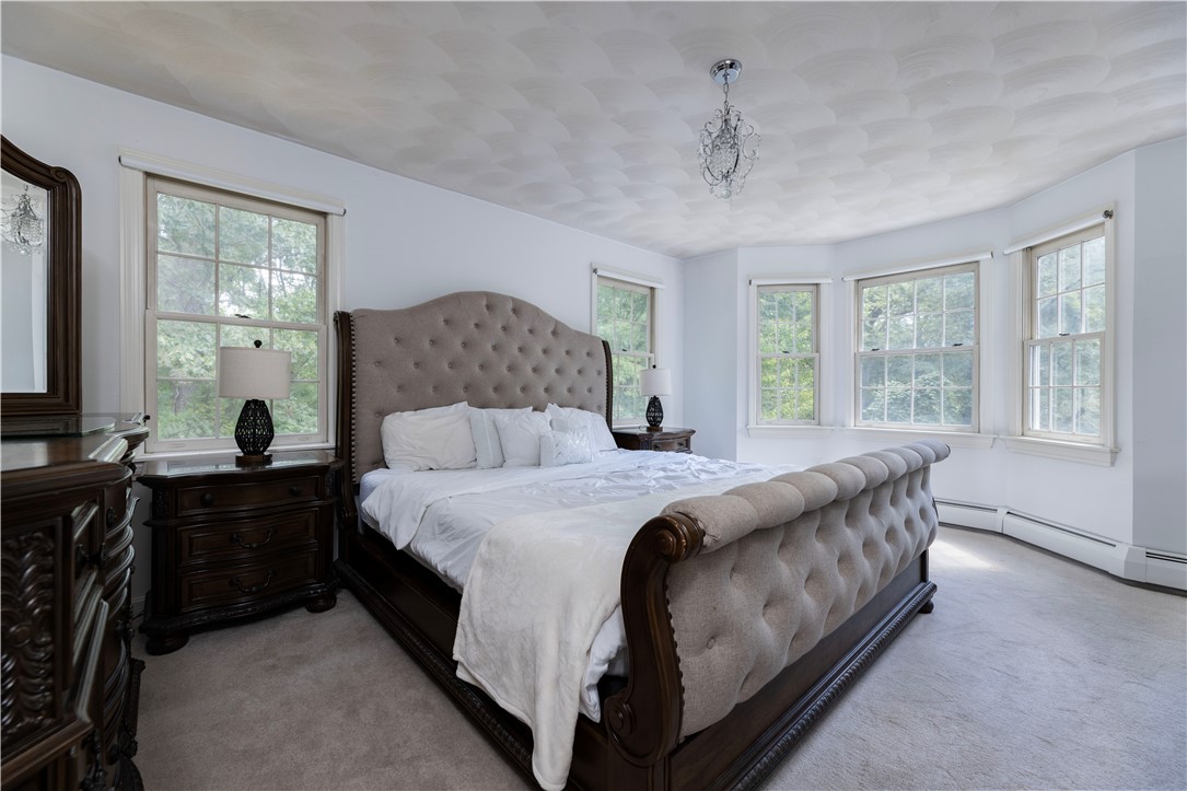 1081 Mooresfield Road