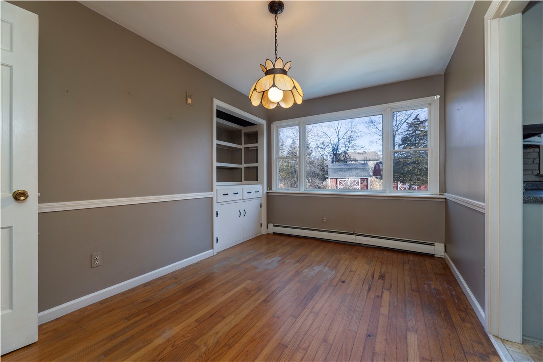 1037 Great Road