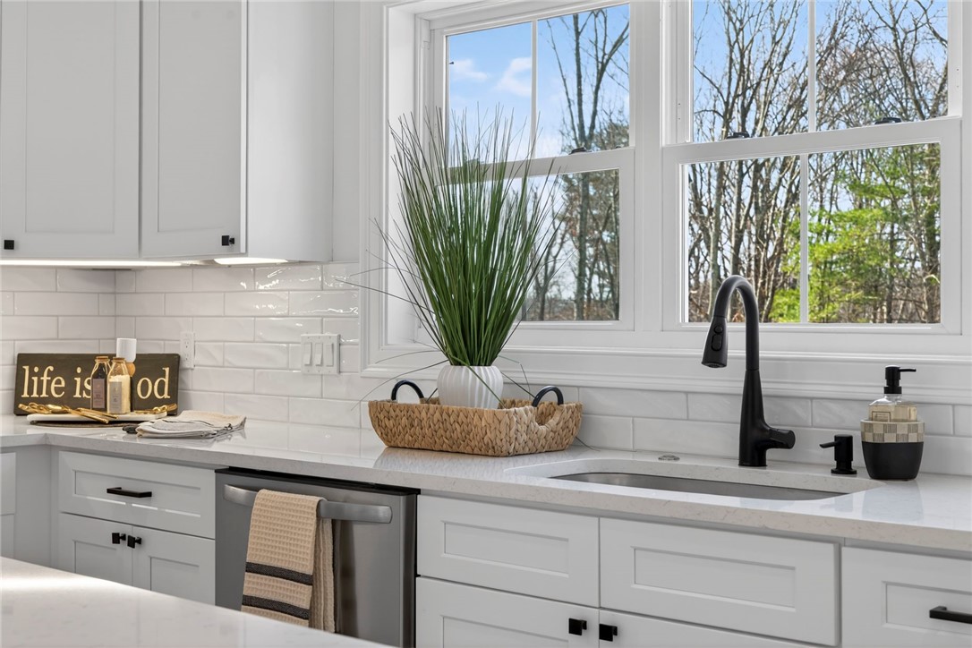 1 Stoneridge Road 1
