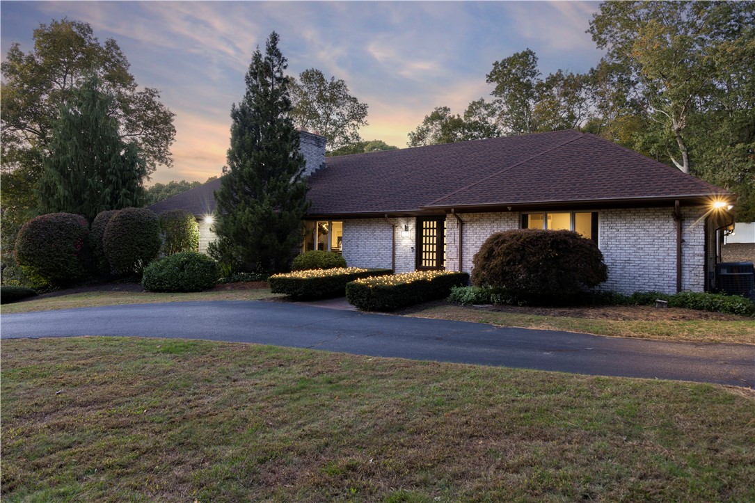 140 White Birch Circle