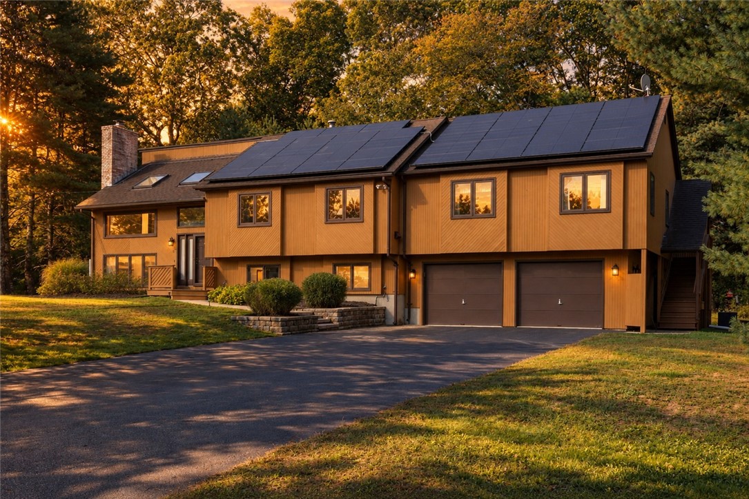 8 Robin Drive