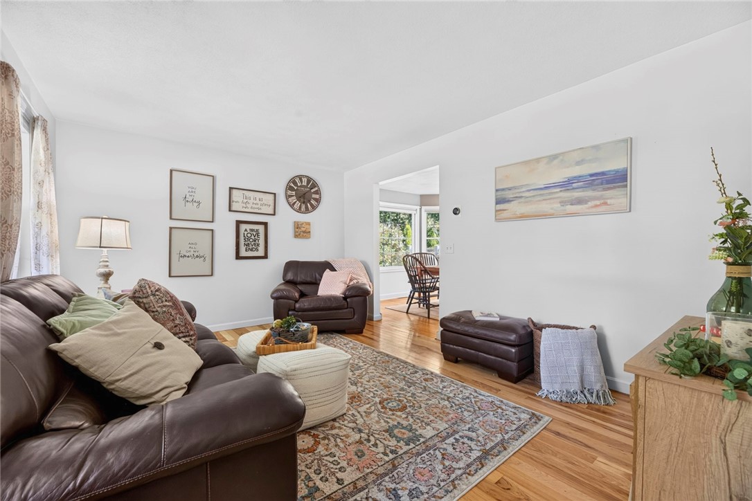 17 Watch Hill Way