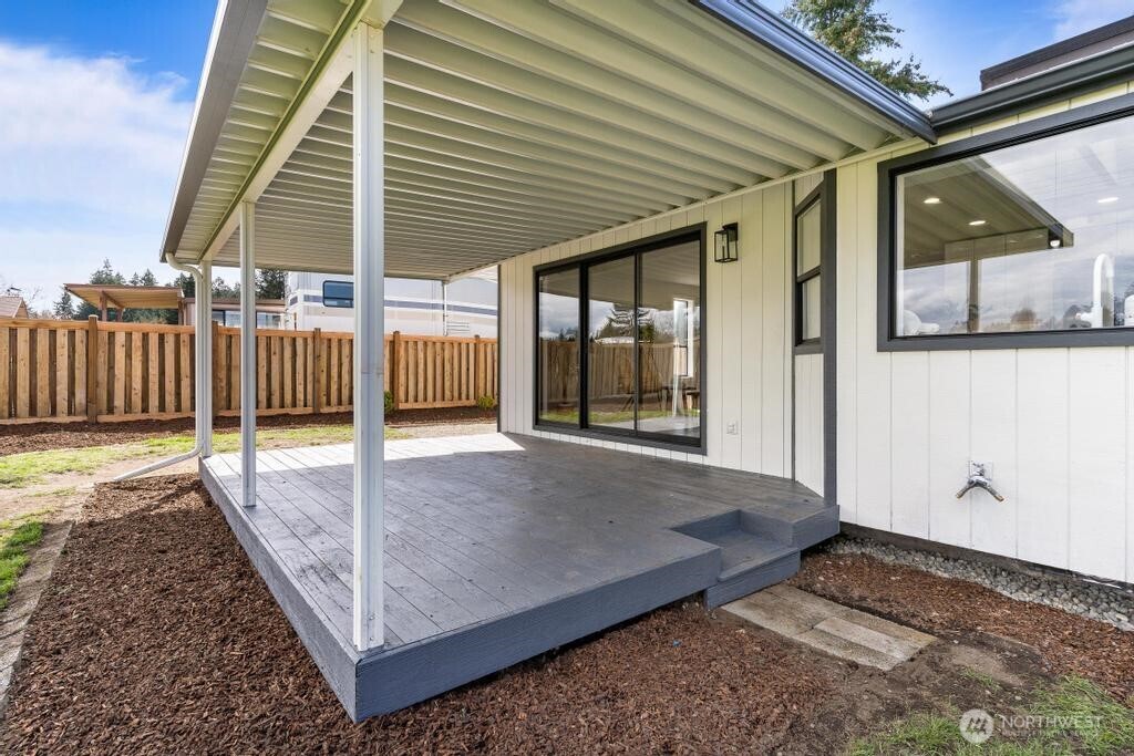 3744 Golden Eagle SE