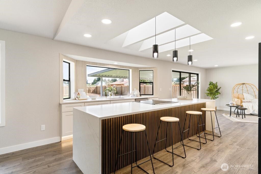 3744 Golden Eagle SE