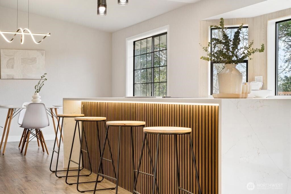 3744 Golden Eagle SE