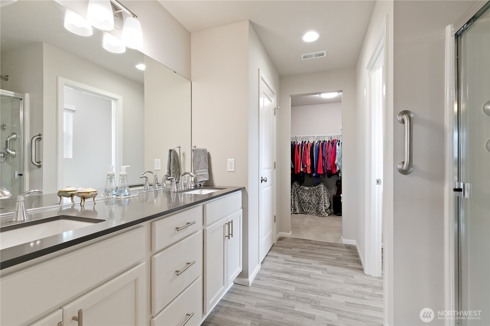 9213 Verbena Street SE