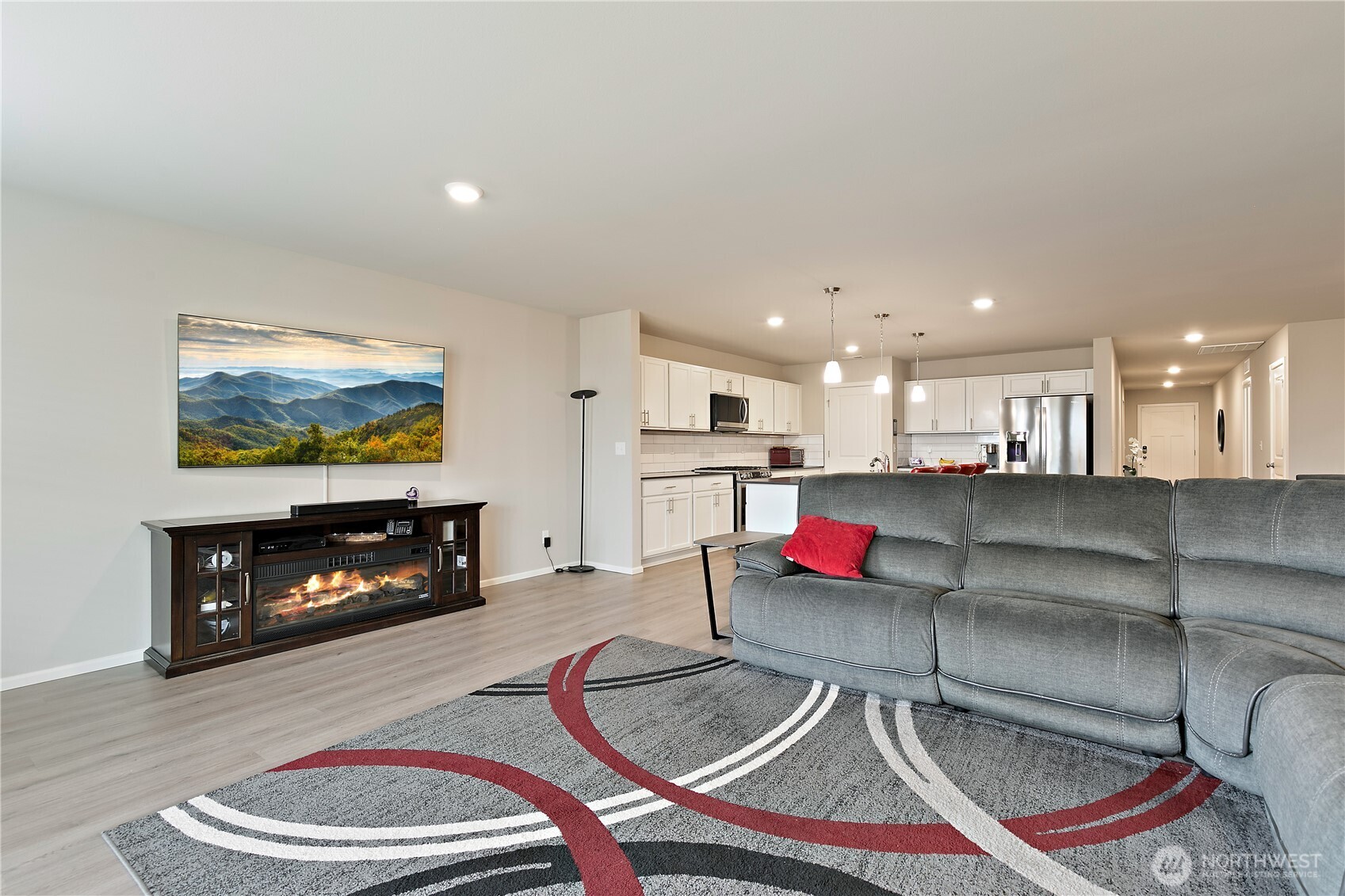 9213 Verbena Street SE