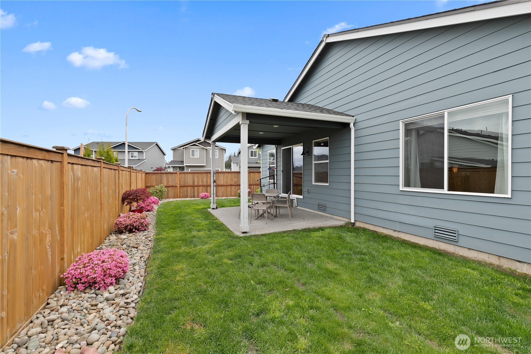 9213 Verbena Street SE