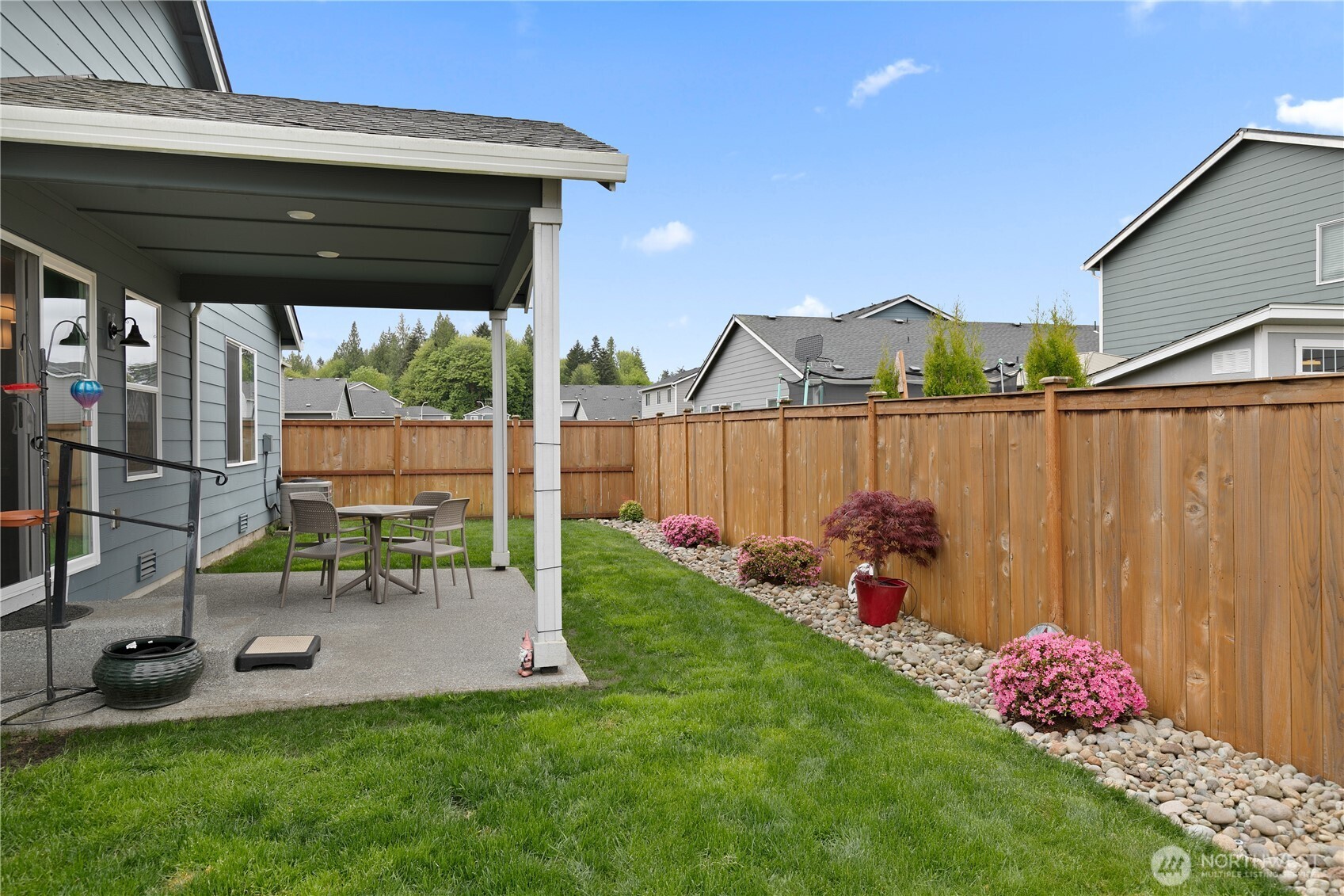 9213 Verbena Street SE