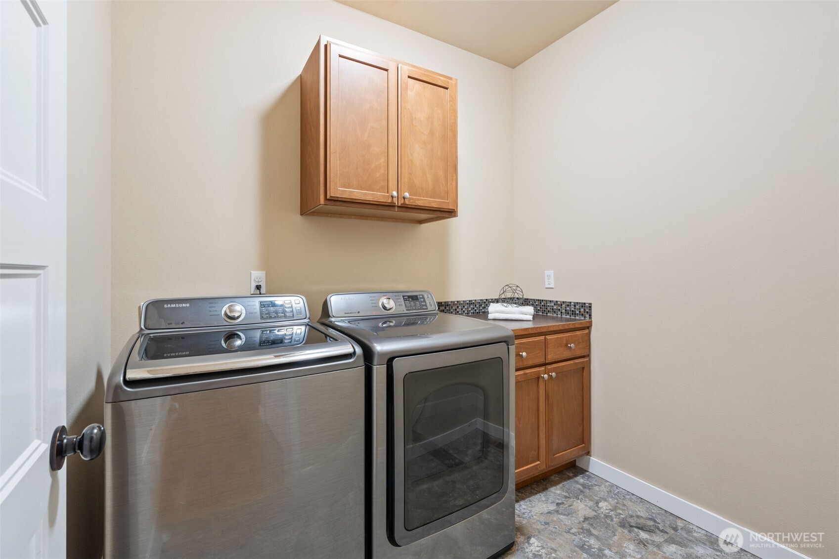 7119 Country Village Drive SW