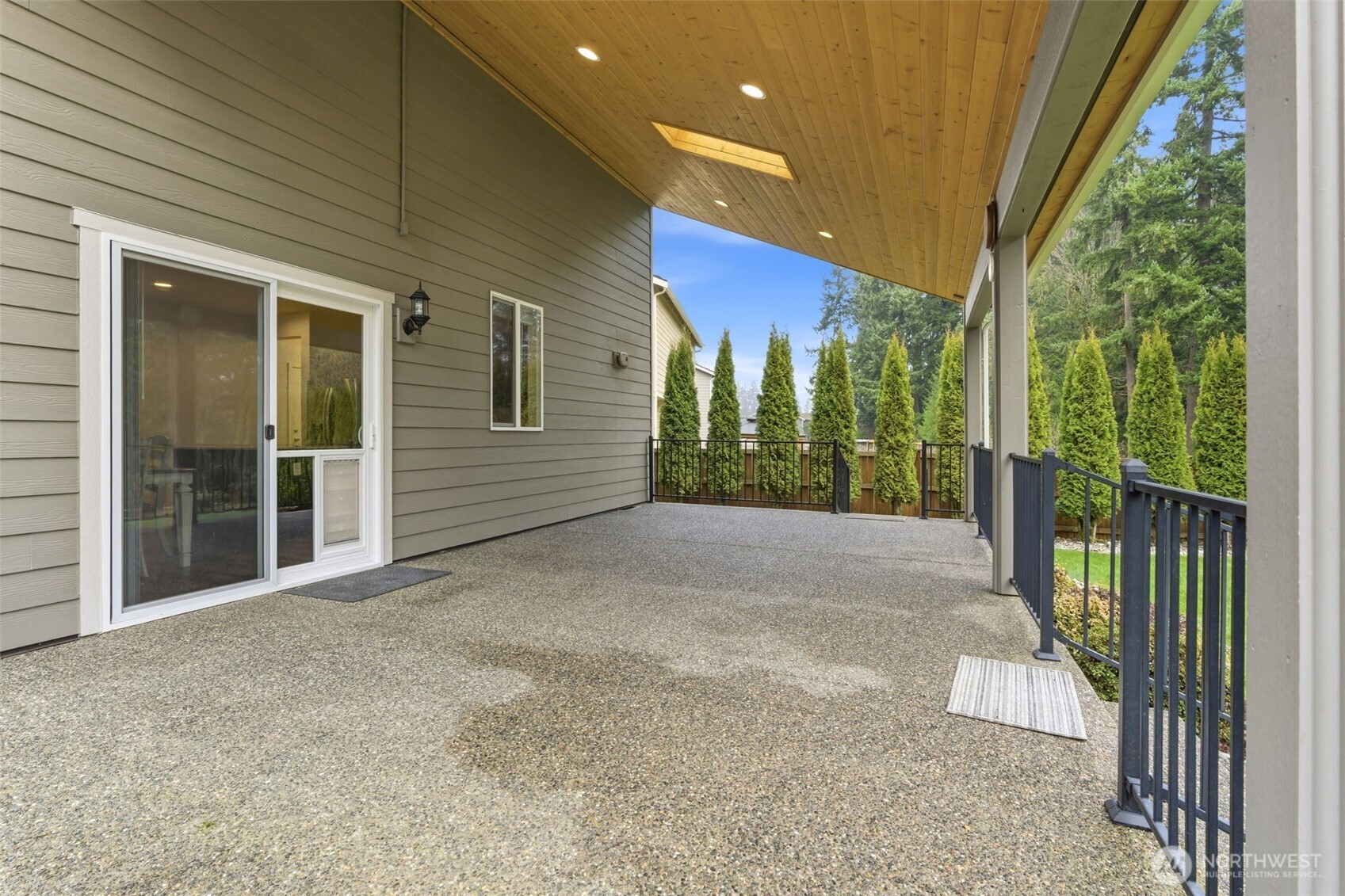 7413 Munn Lake Drive SE