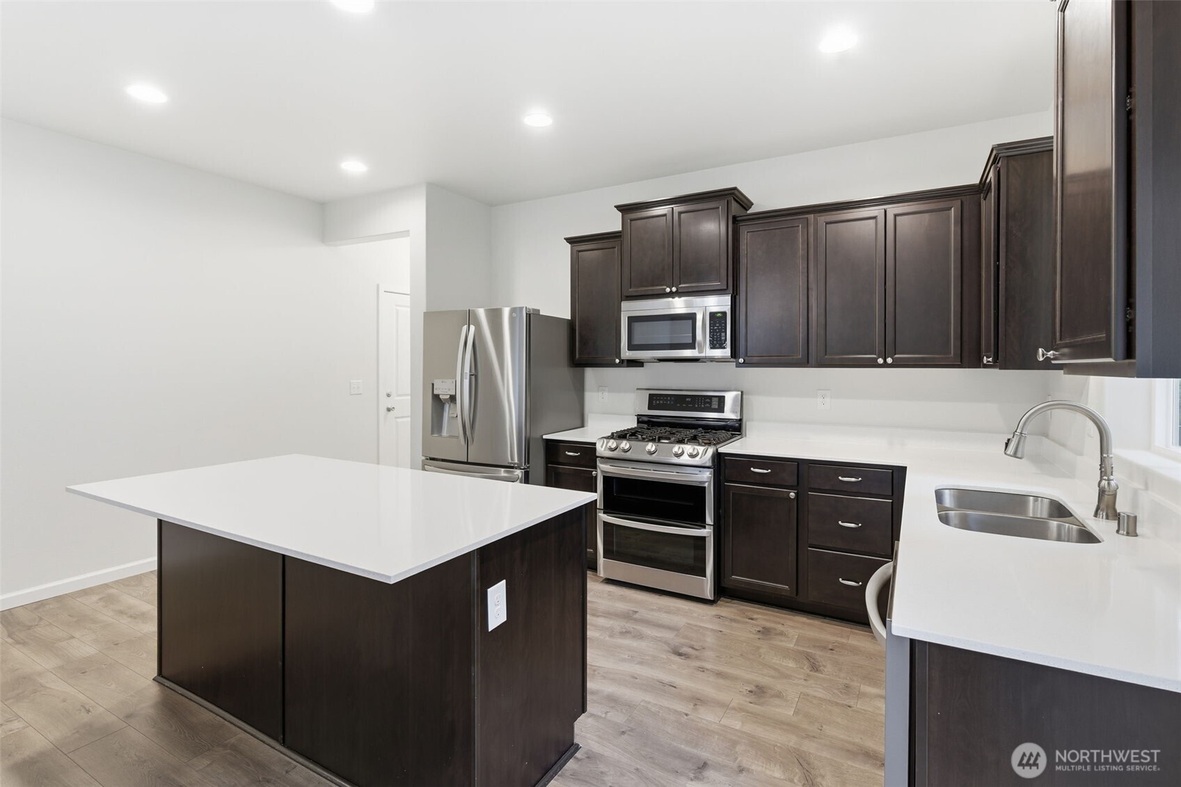 7413 Munn Lake Drive SE